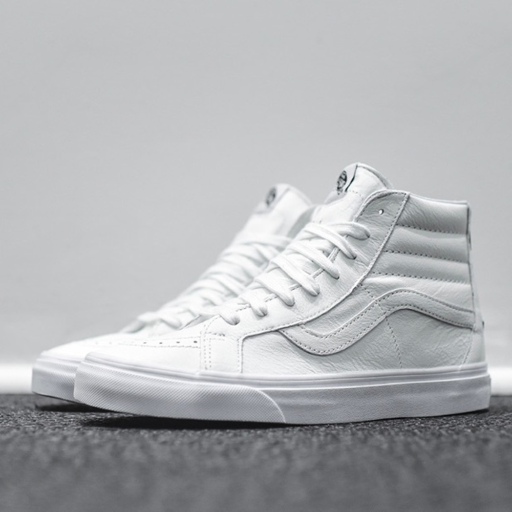 NWT size 7.5 W leather Vans